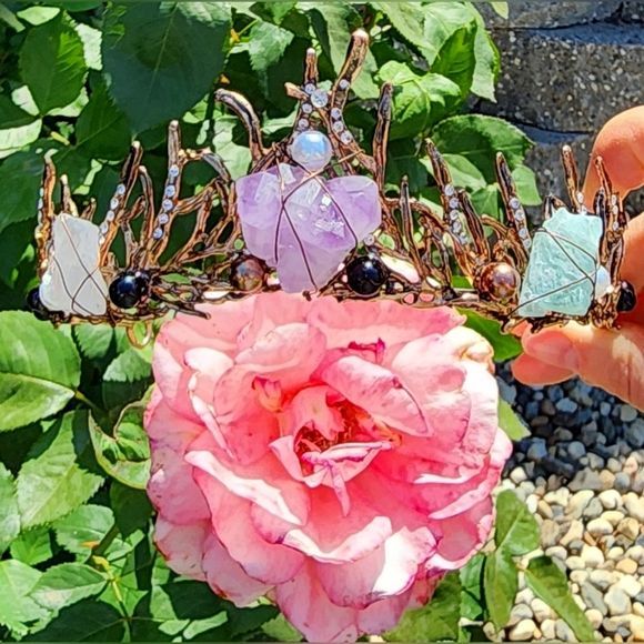 Handmade Crown Amethyst, Flourite & White Quartz Raw Crystals Gold Branc… - Picture 6 of 10